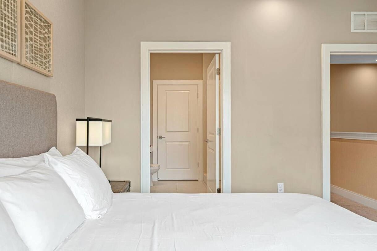 7490 Magic Vilage Cozy Attractive 8min *