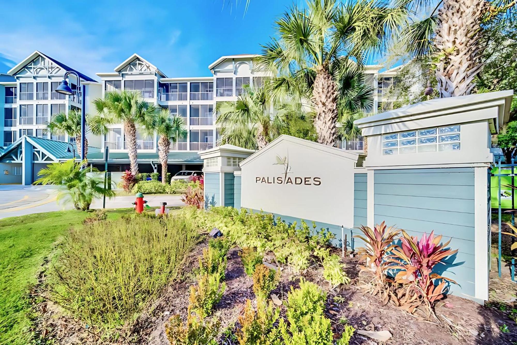 Holiday home Luxury 2br - Pool & Hot Tub - Near Orlando