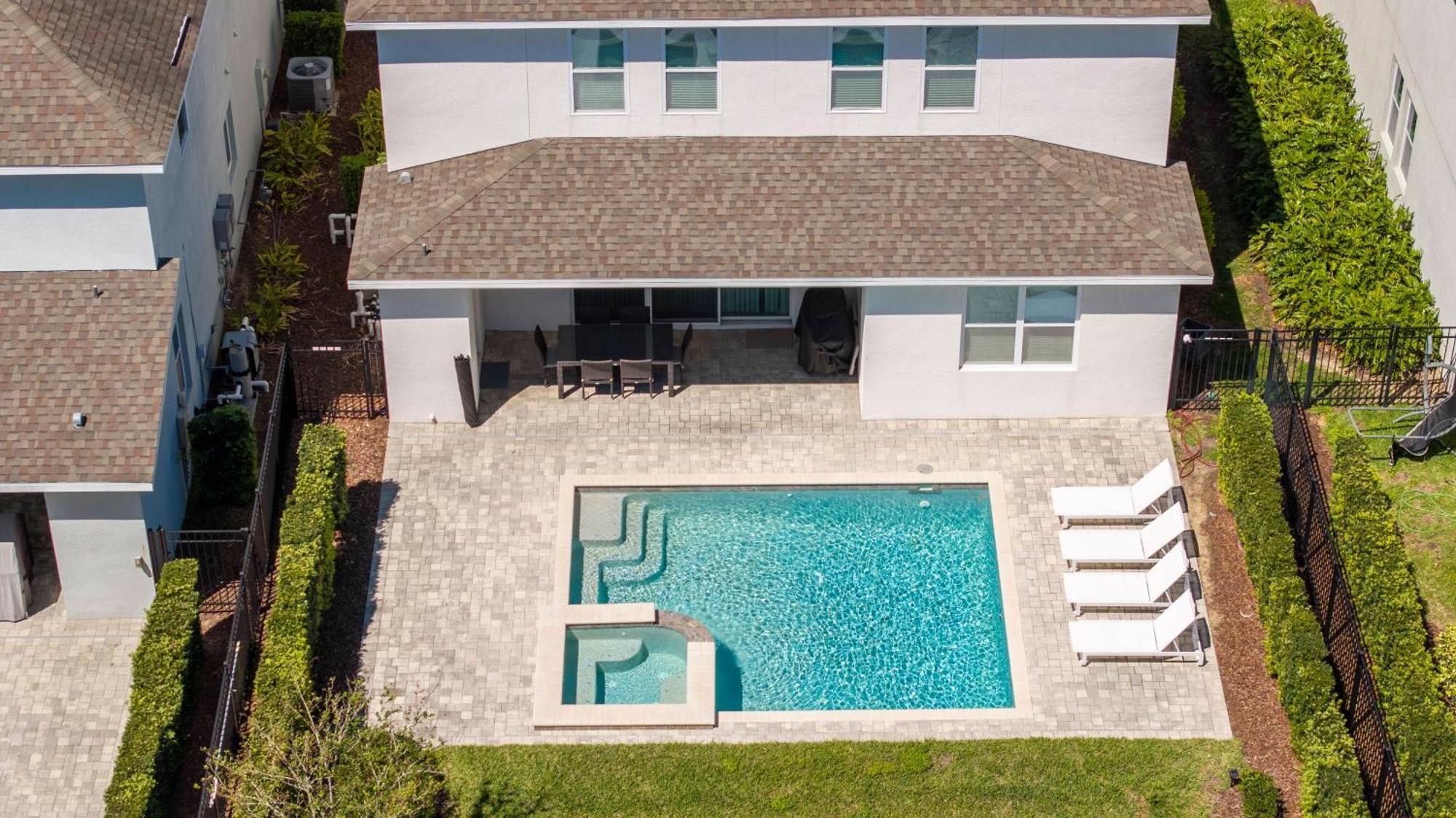 Fantastic 5br Near - Priv. Pool