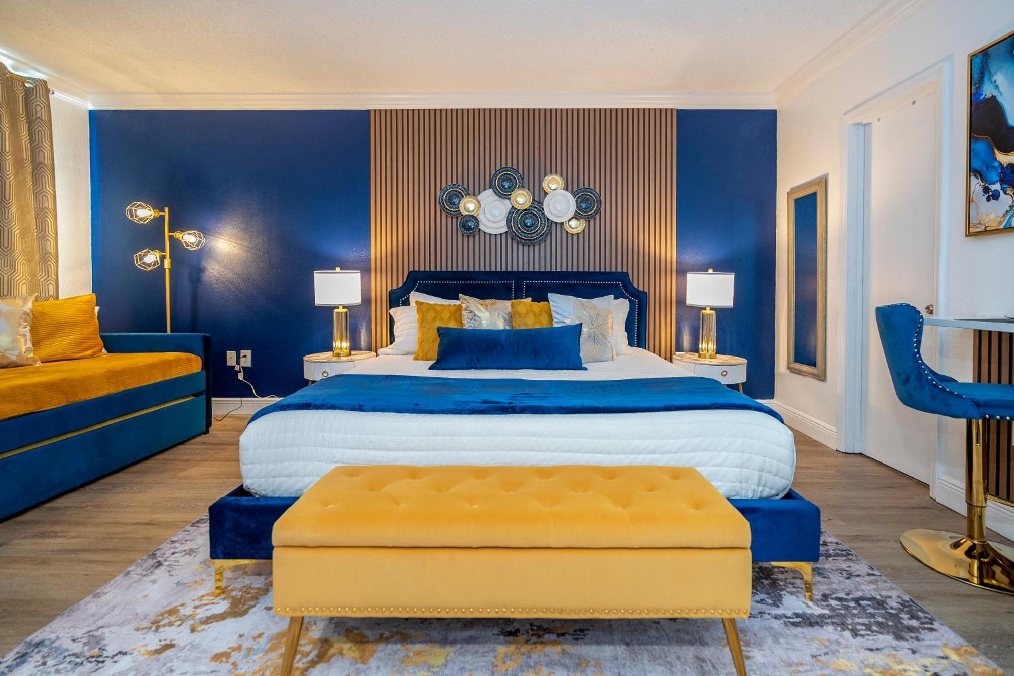Luxury Lakeview Getaway 1 Mile Universal * Orlando