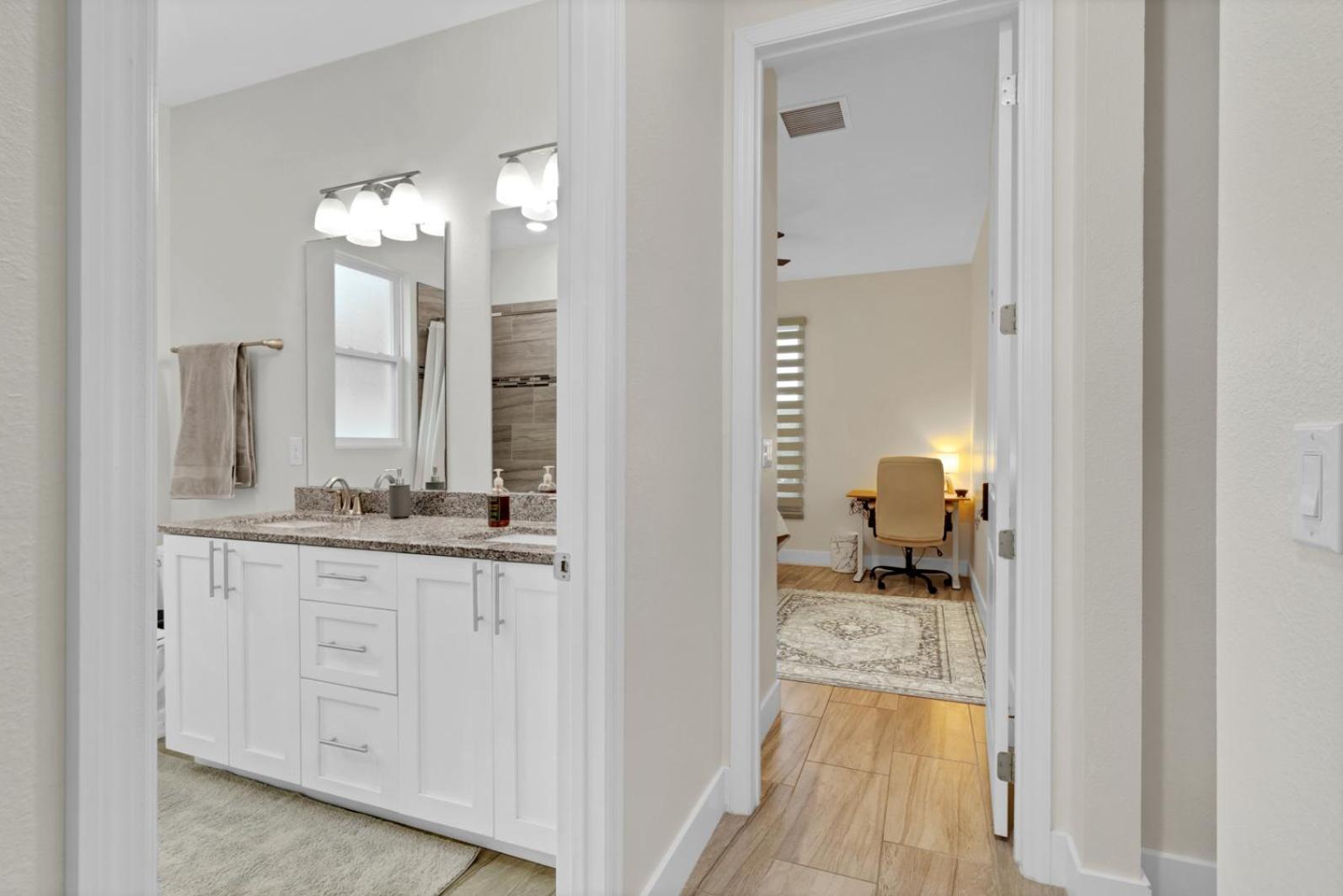 Spacious Modern In New House