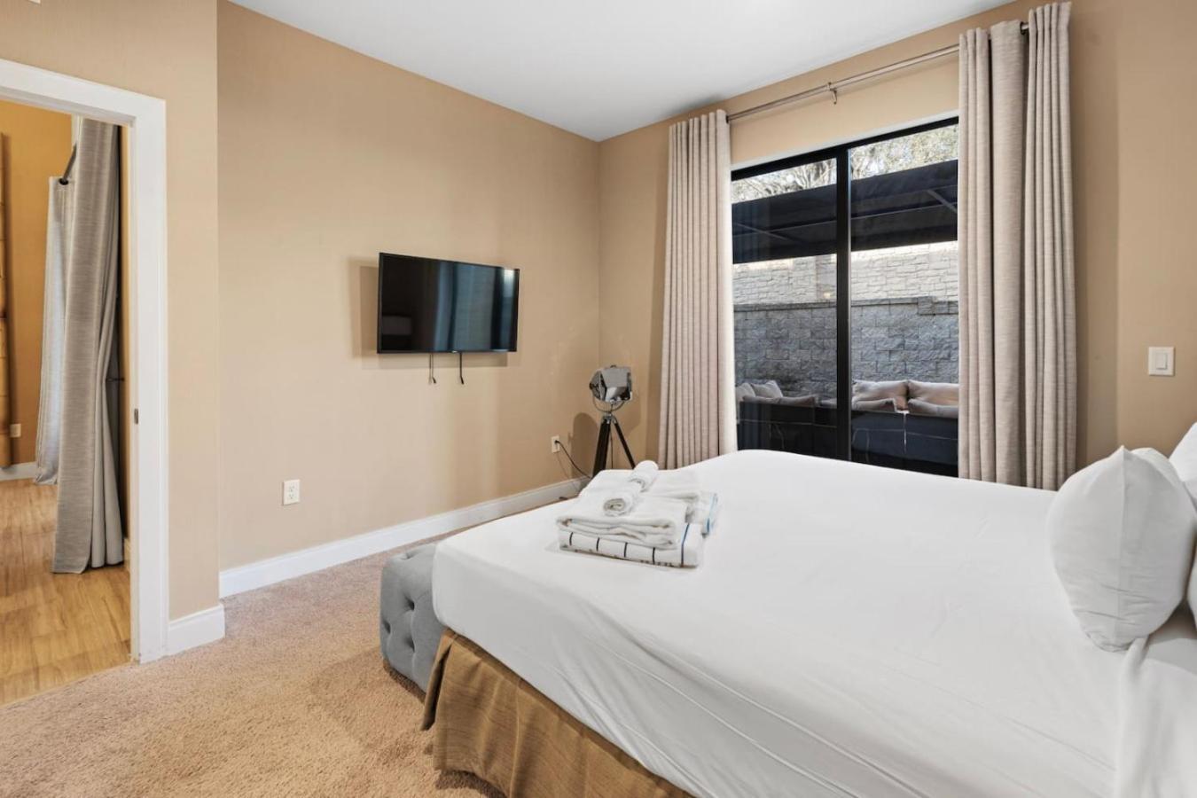 Holiday home 4bd And 4.5ba Amazing With Private Hot Tub Orlando