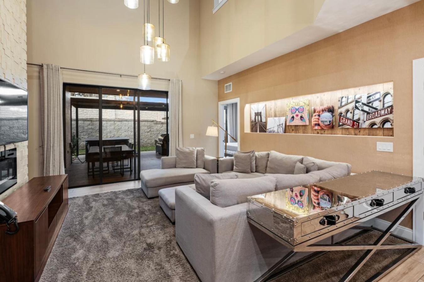 Holiday home 4bd And 4.5ba Amazing With Private Hot Tub