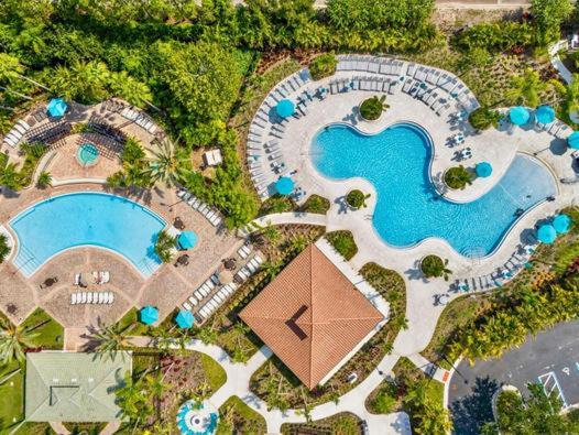 Apartment Stylish Vista Cay Luxury Mirage Near Theme Parks, And Walk To The Convention Center