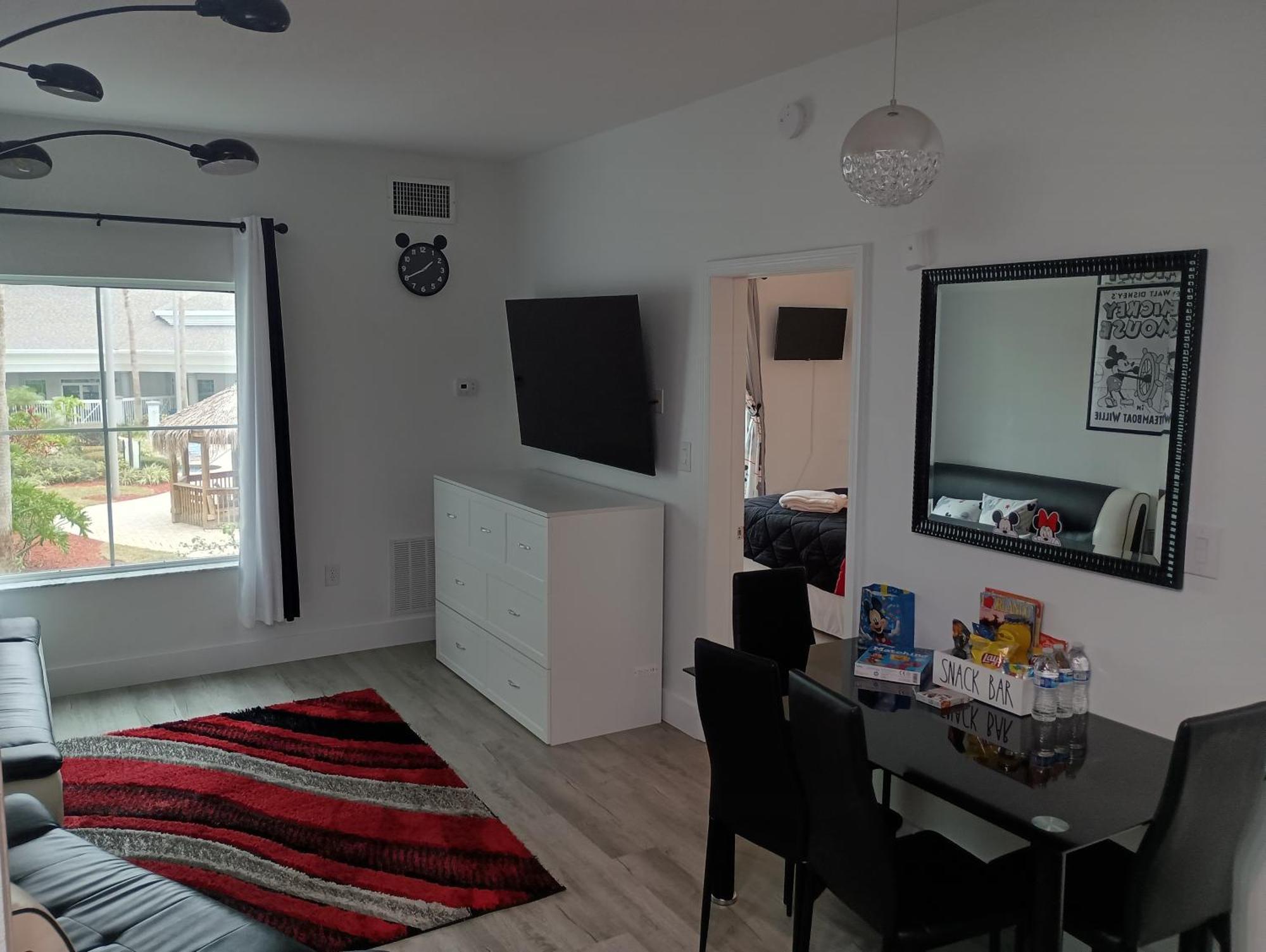 Free Shuttle 3 Queen Beds Apartment *
