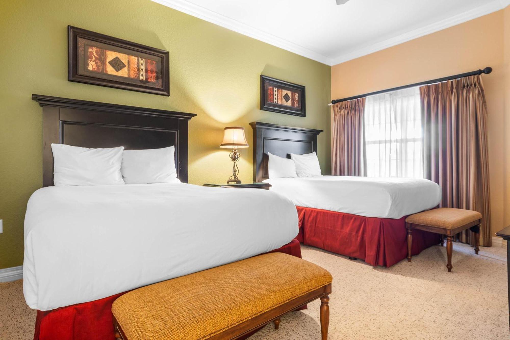 North Charm * Orlando