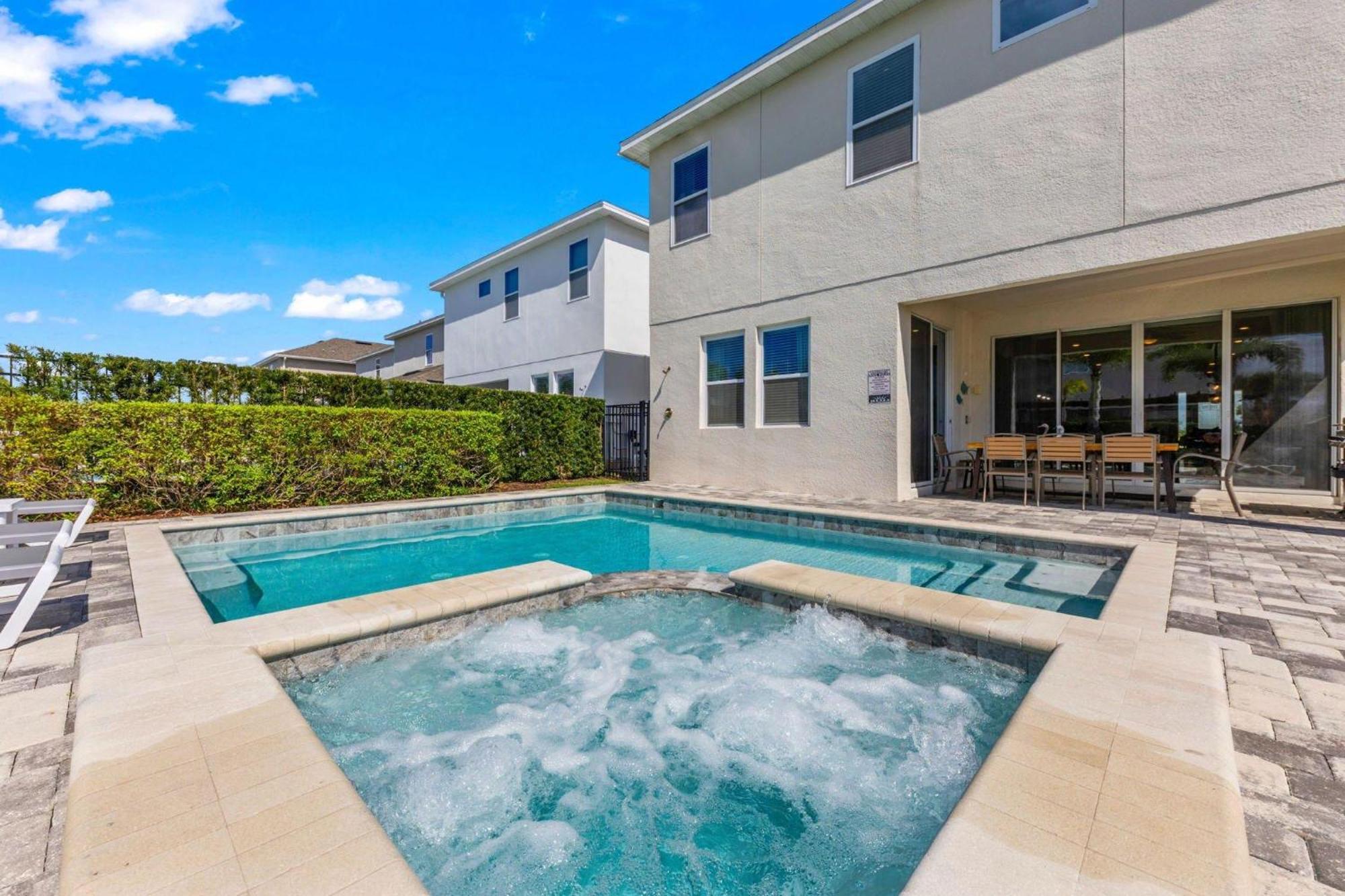 Energetic Bright 9 Bdrm With Theater At Encore Holiday home