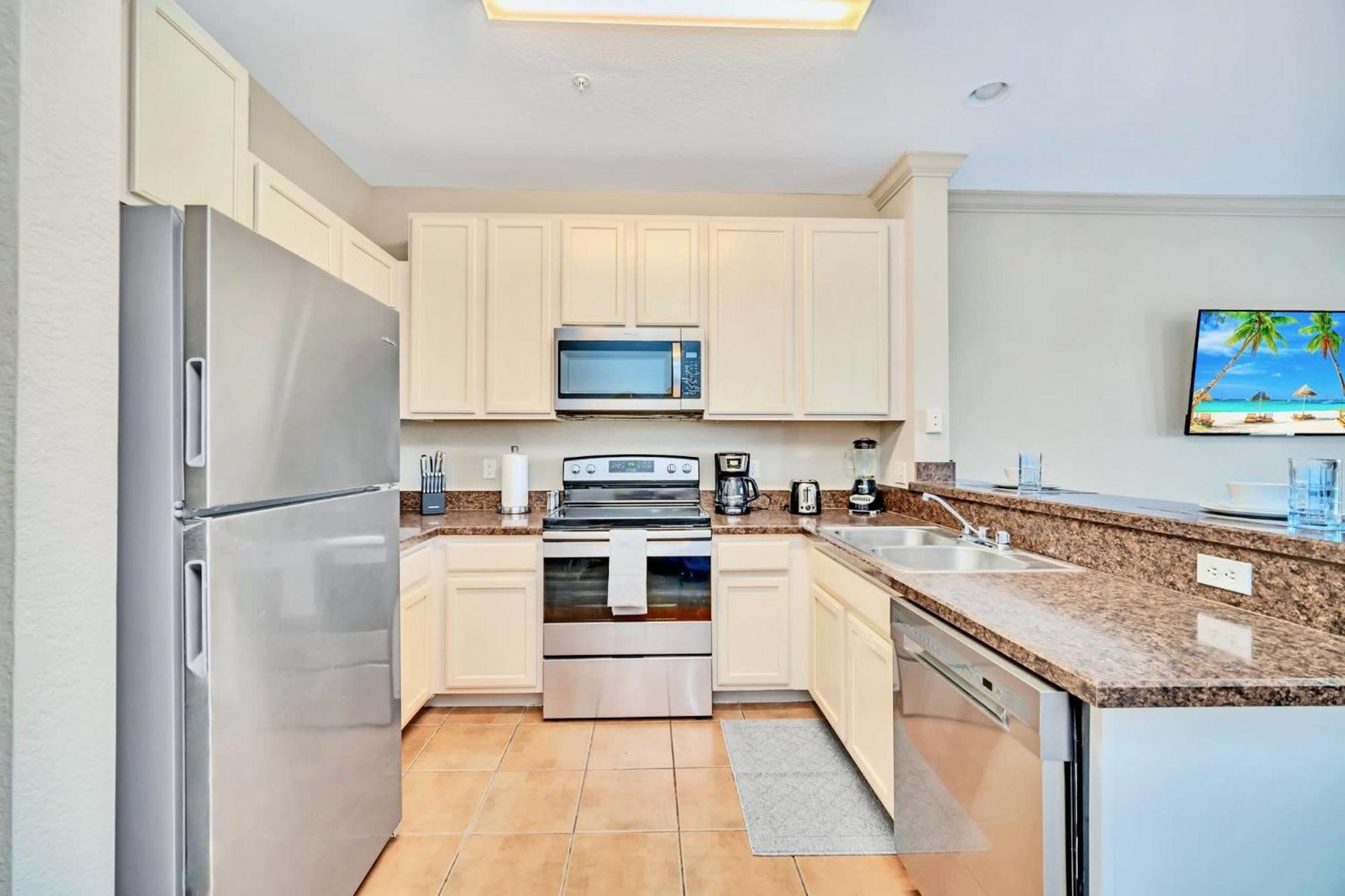 Bright - 2br With Pool & Hot Tub, Near Disney! Holiday home