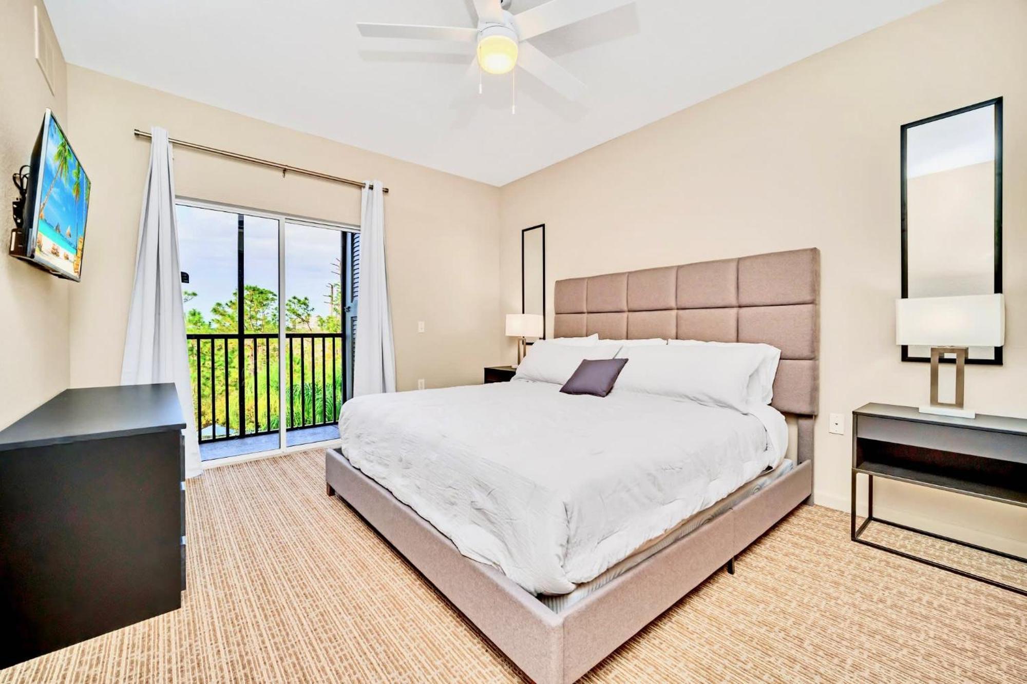 Bright - 2br With Pool & Hot Tub, Near Disney! Holiday home *