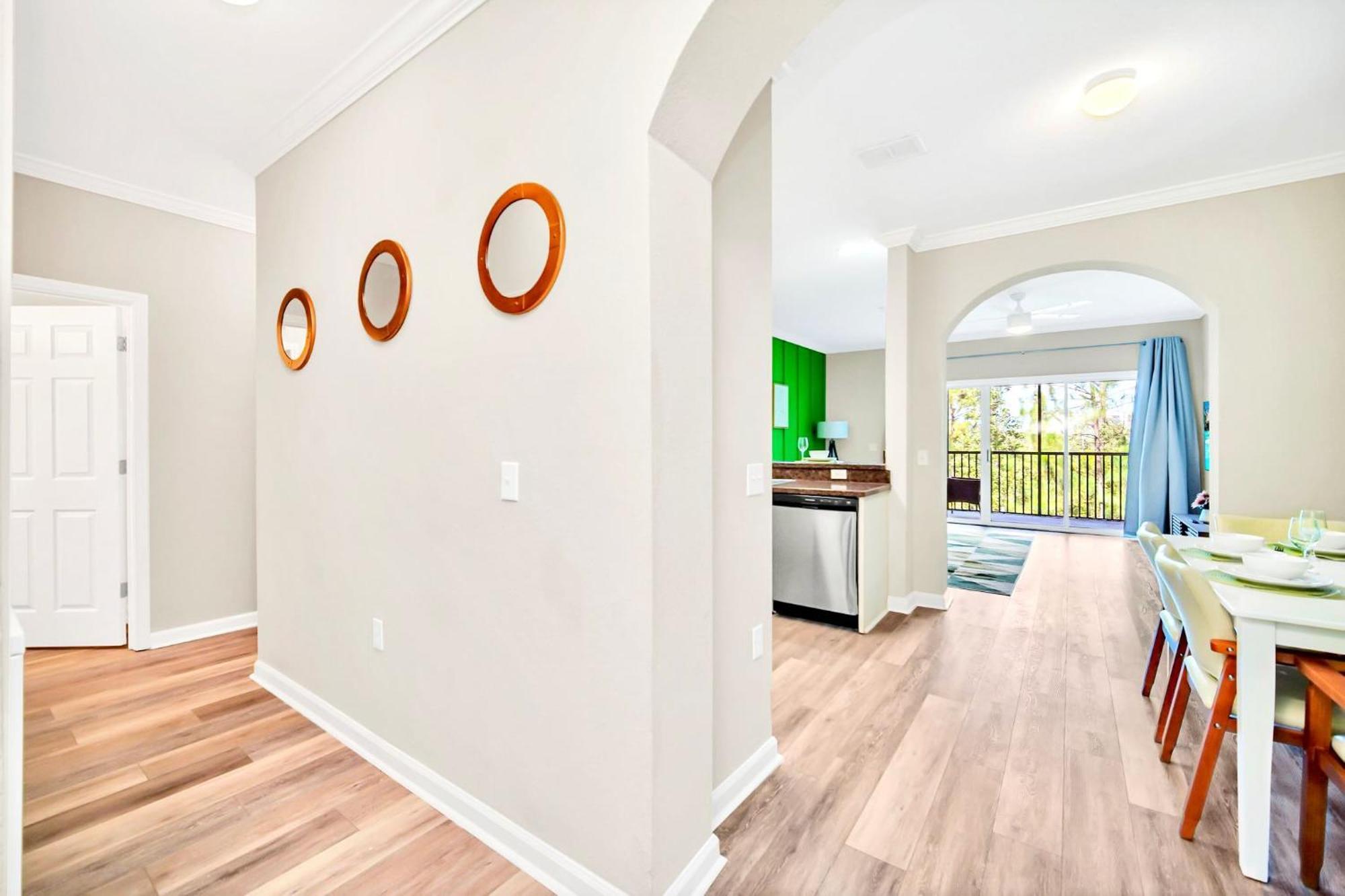 3br With Hot Tub And Pool - Near Holiday home *