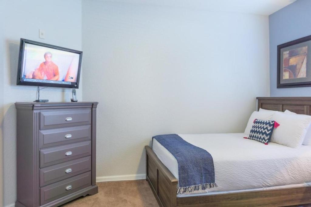 Fabulous Vista Cay Luxury Pearl Near Theme Parks, And Walk To The Convention Center Apartment