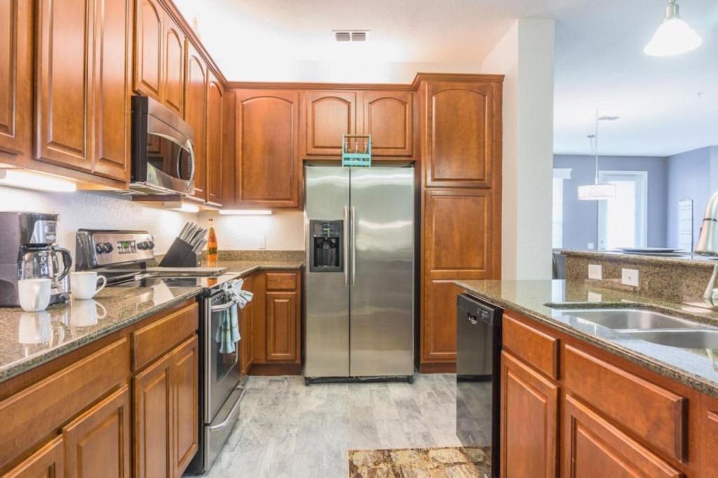 Fabulous Vista Cay Luxury Pearl Near Theme Parks, And Walk To The Convention Center Apartment Orlando