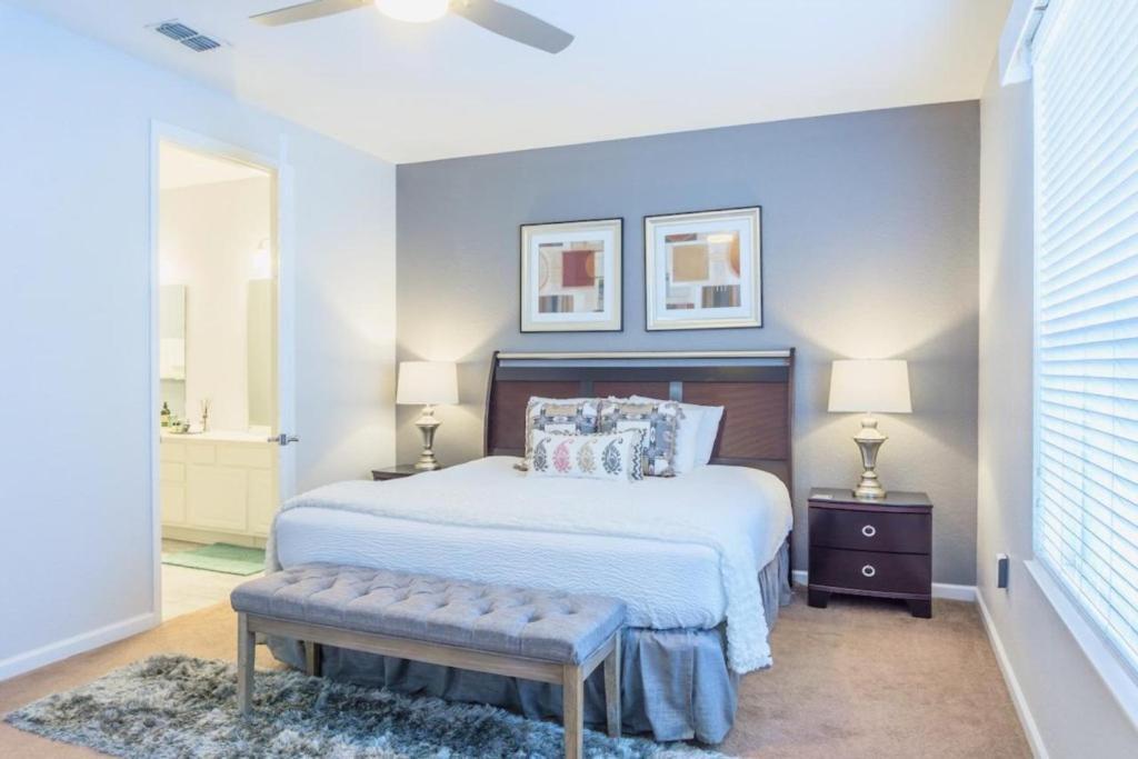 Fabulous Vista Cay Luxury Pearl Near Theme Parks, And Walk To The Convention Center Apartment Orlando