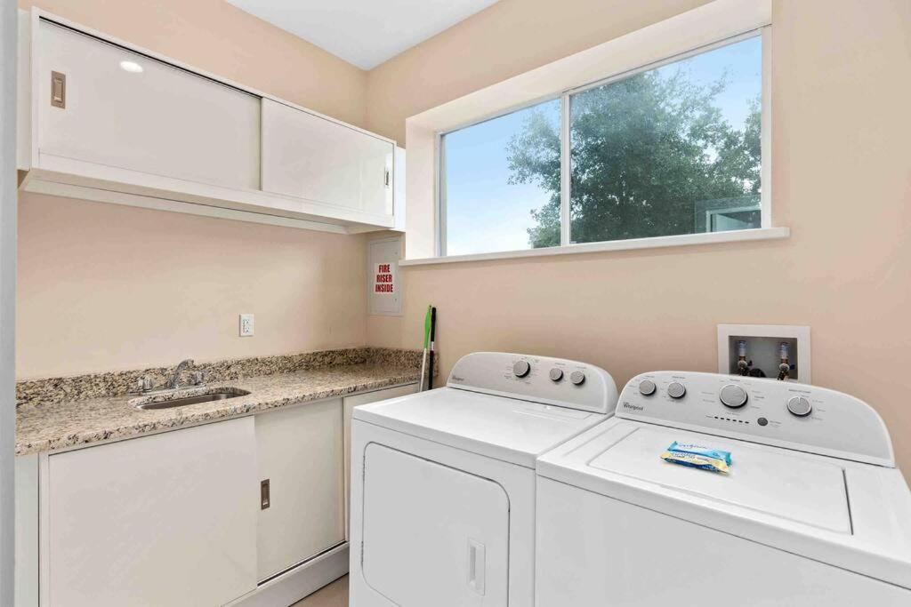 Holiday home Luxury In Animal Kingdom Backyard Orlando