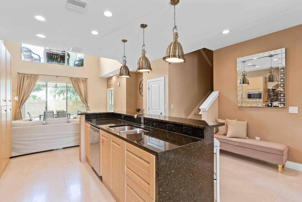 Luxury In Animal Kingdom Backyard Holiday home Orlando