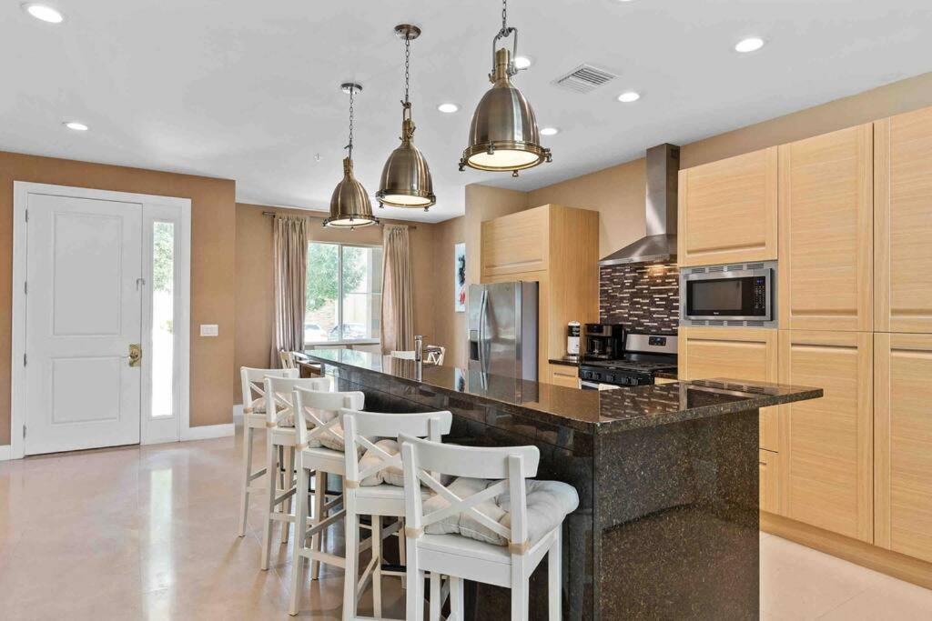 Luxury In Animal Kingdom Backyard Holiday home Orlando