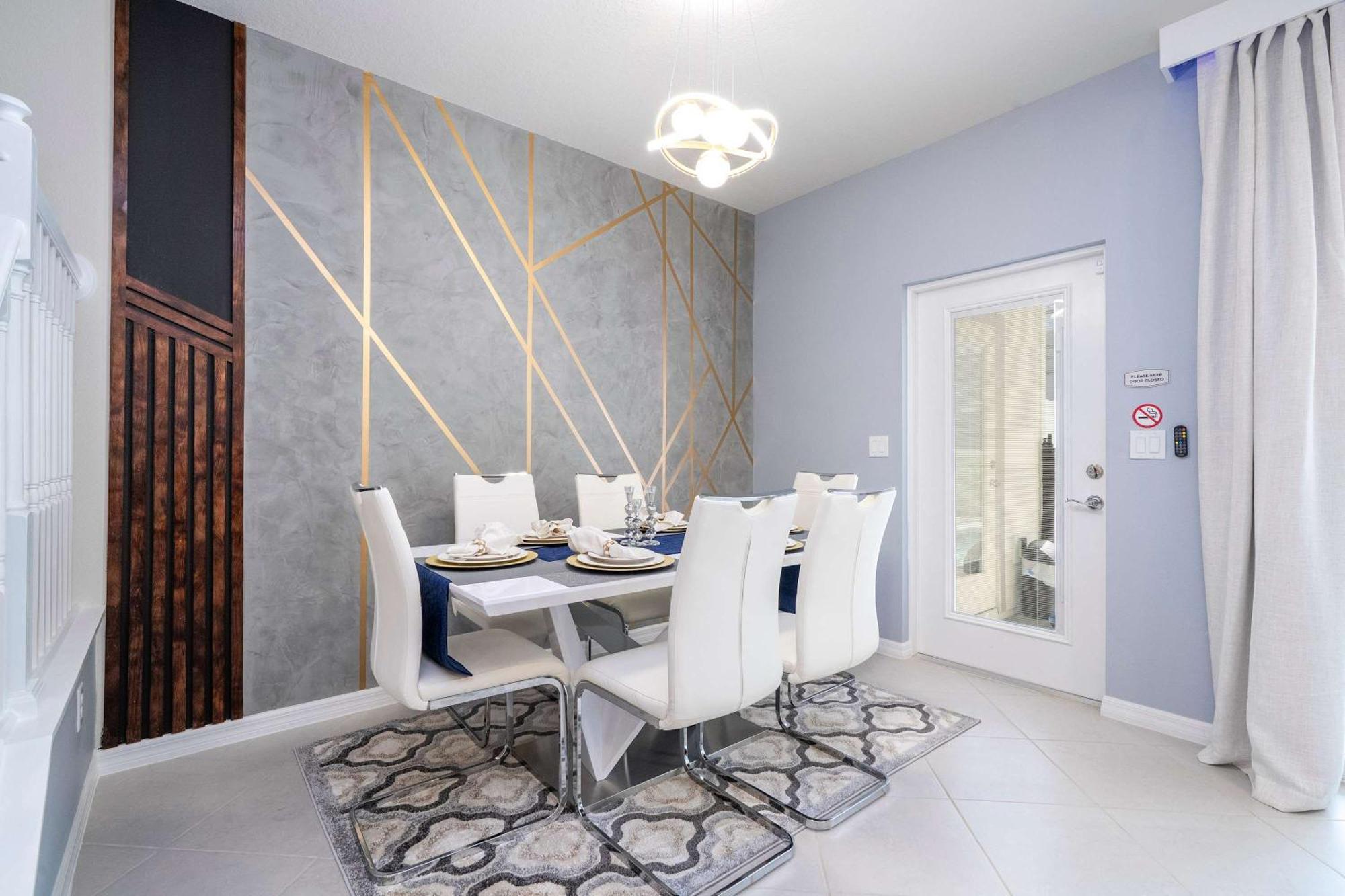 Simply Amazing 5br Chic Retreat Themed Fun & Style Holiday home