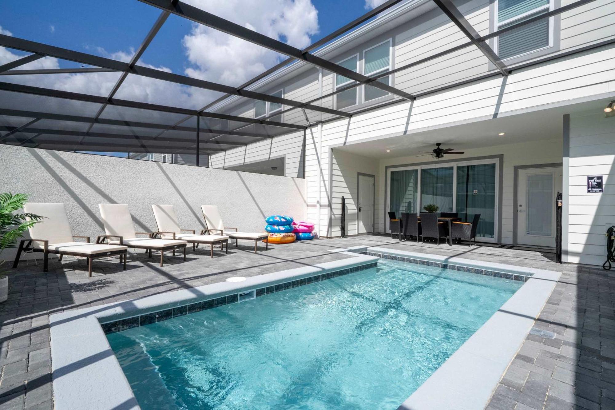 Simply Amazing 5br Chic Retreat Themed Fun & Style *