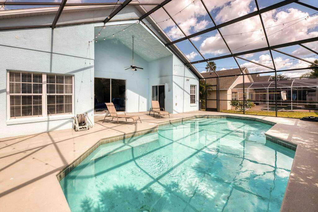 Super Glam - Game And Pool Holiday home