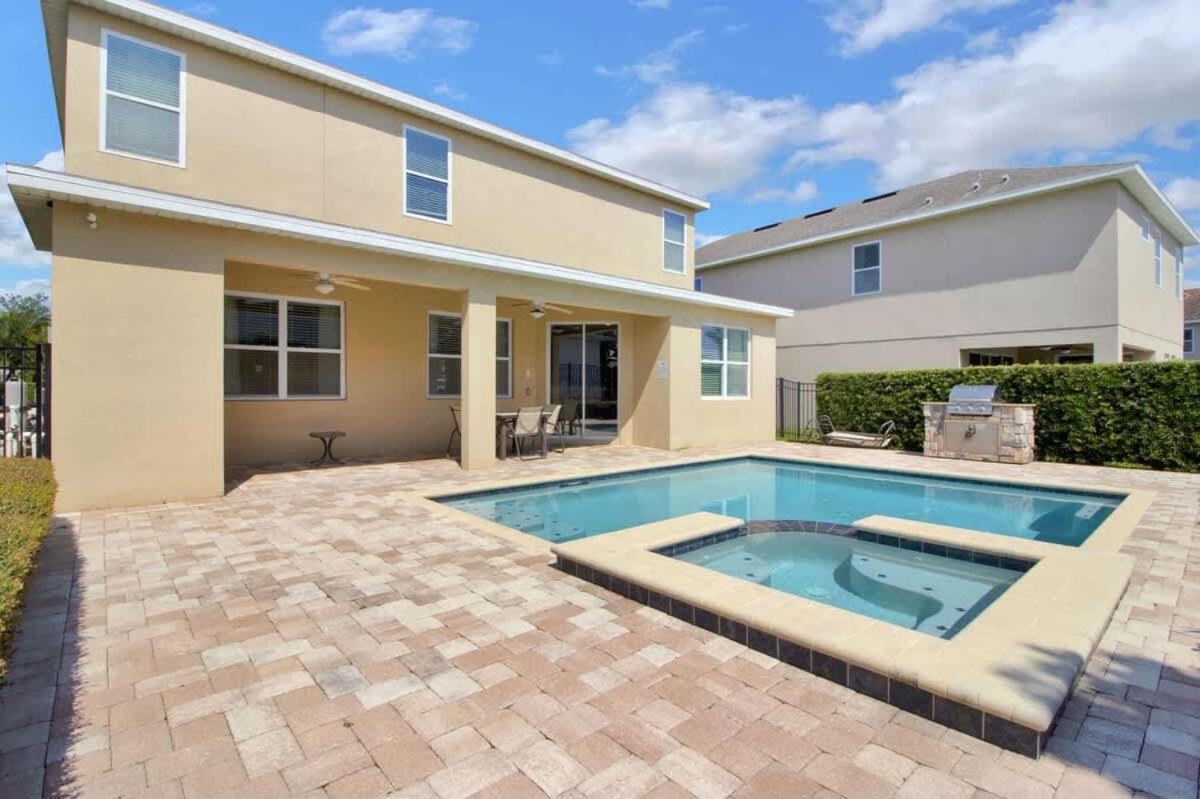Relaxing 6br W Pool Near Holiday home Orlando