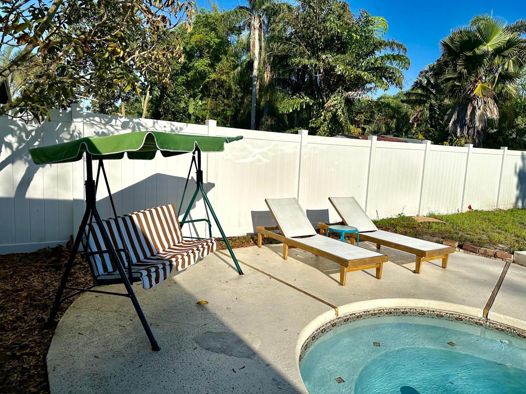 Holiday home Luxe Retreat With Private Pool *