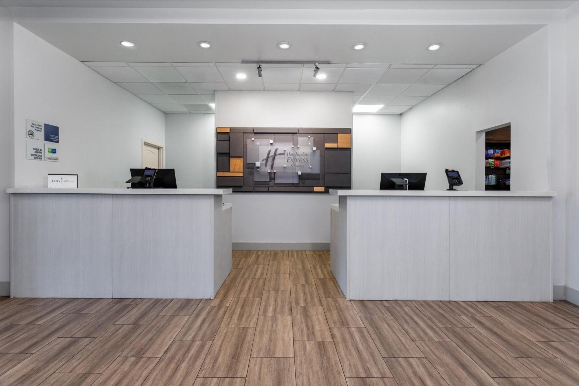 Express-international Drive By Ihg Orlando