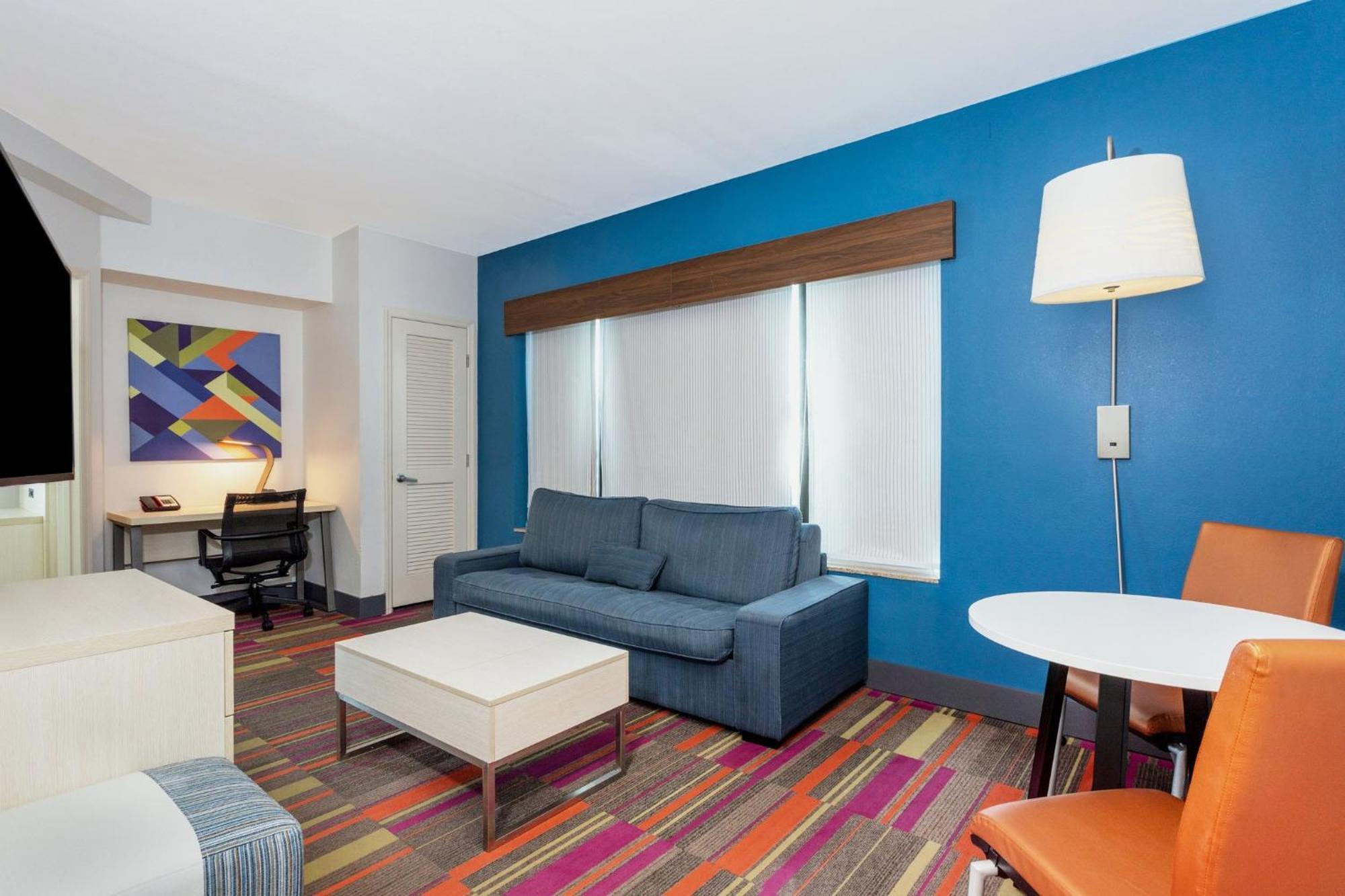 Hotel Express-international Drive By Ihg