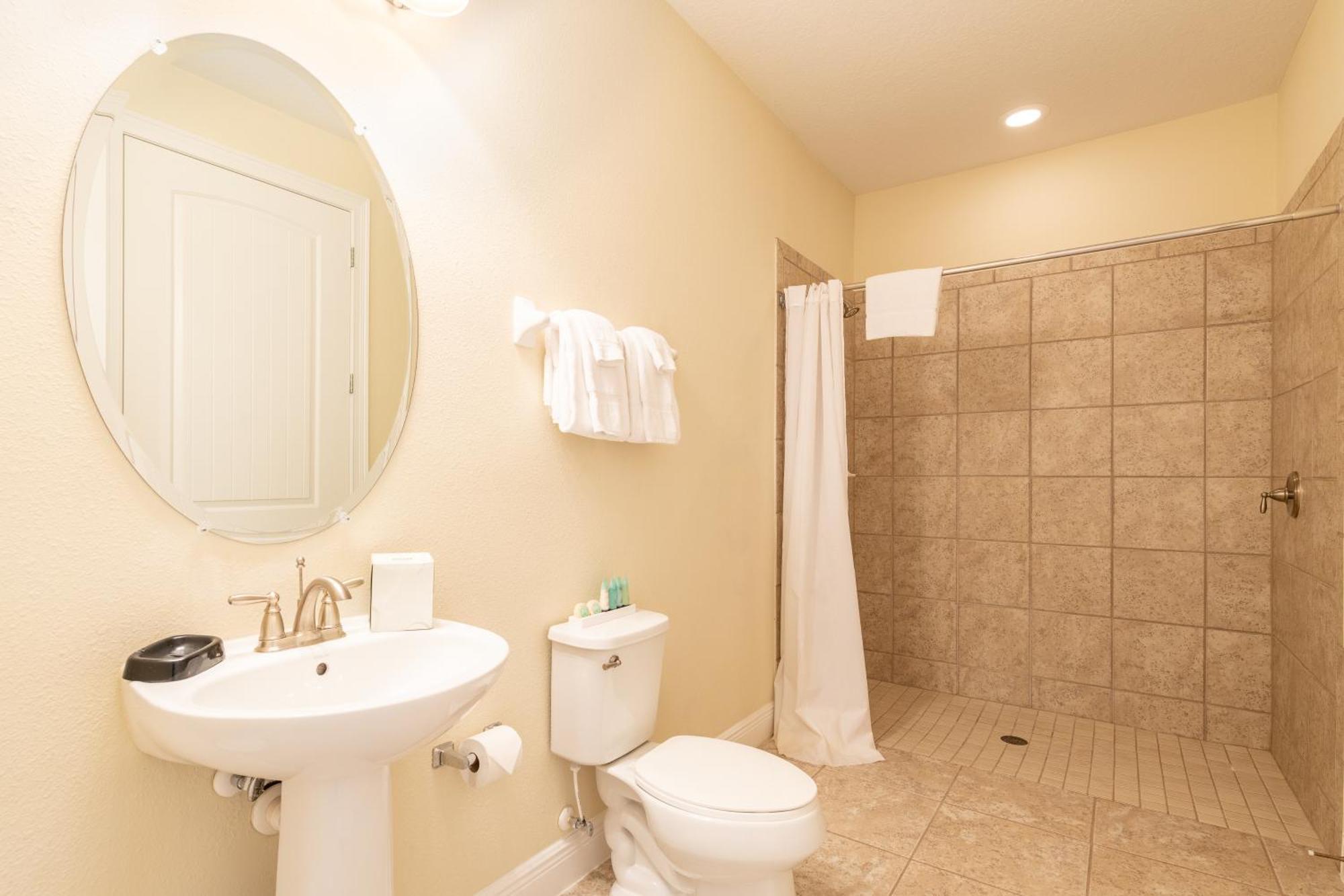 Spacious By Rentyl With Water Park Access Near - 751l