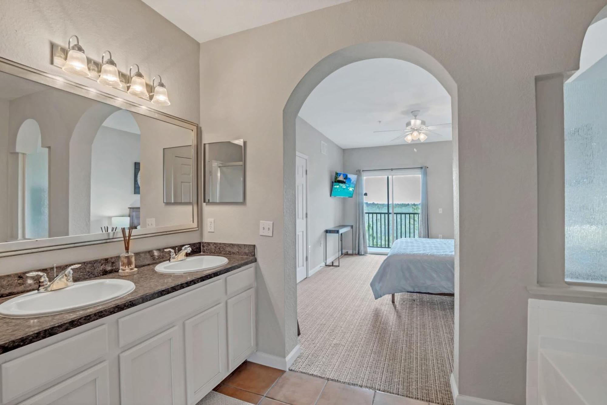 -relaxing 3br Near - Pool And Hot Tub! Holiday home