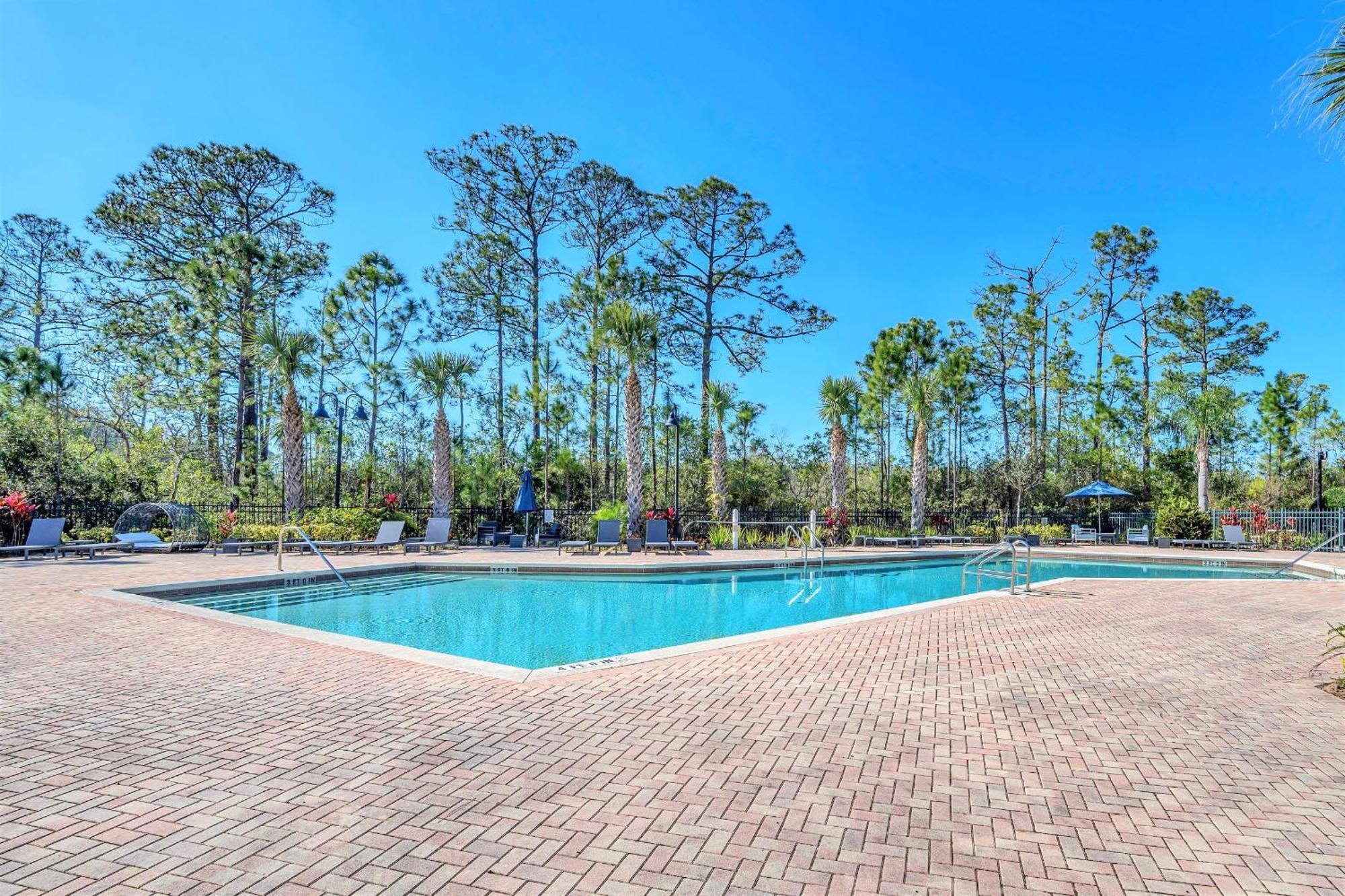 -relaxing 3br Near - Pool And Hot Tub! Orlando