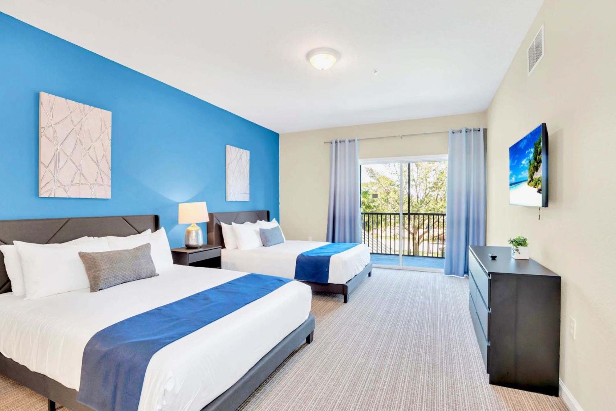 2br - Pool Hot Tub & Games - Near