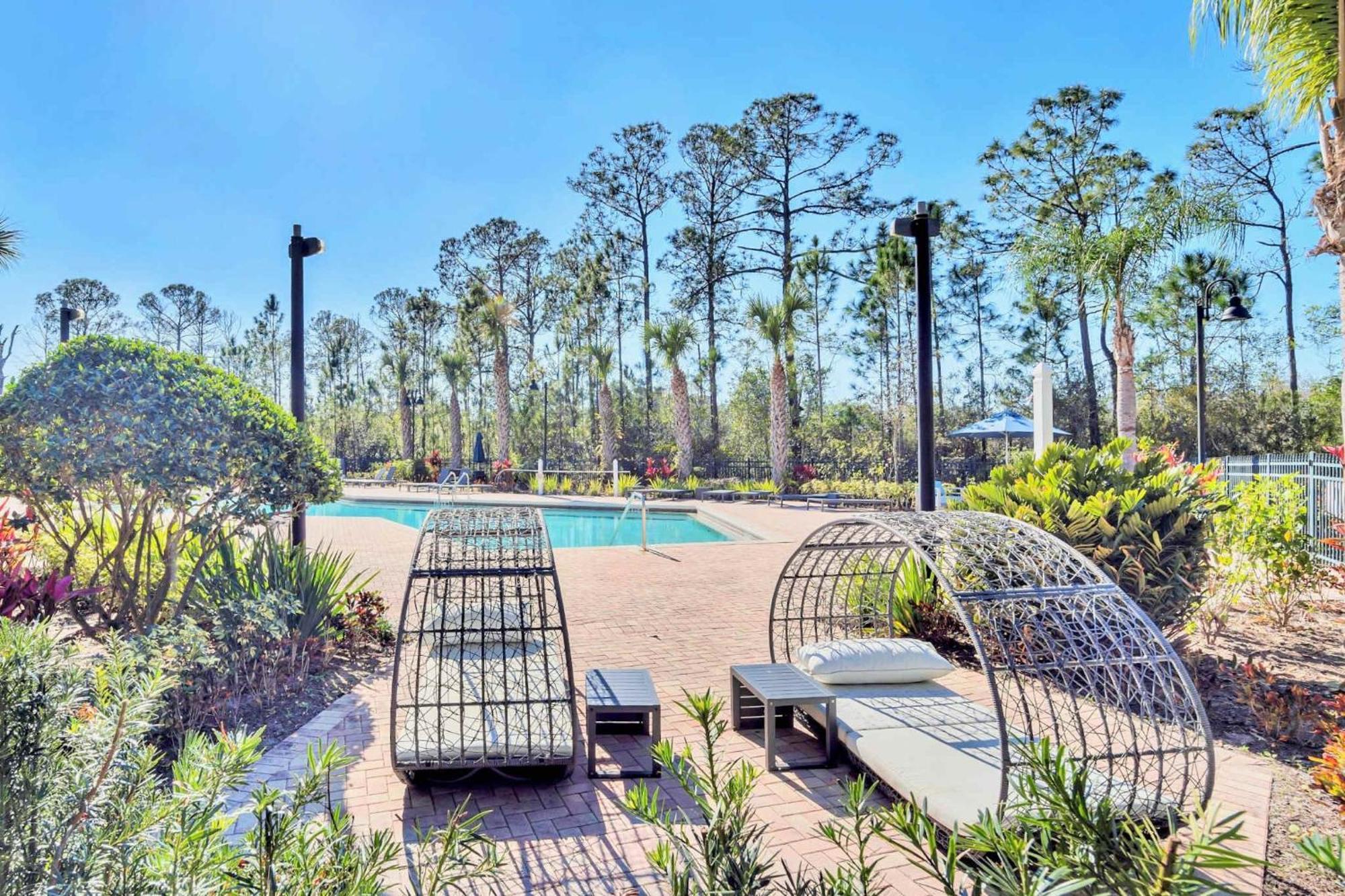 Holiday home 2br - Pool Hot Tub & Games - Near