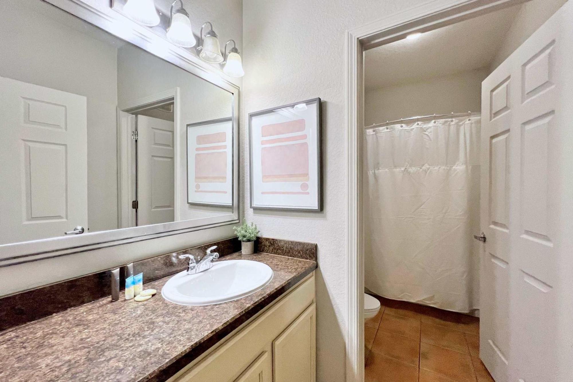 3br - Near Balcony Pool Hot Tub Holiday home