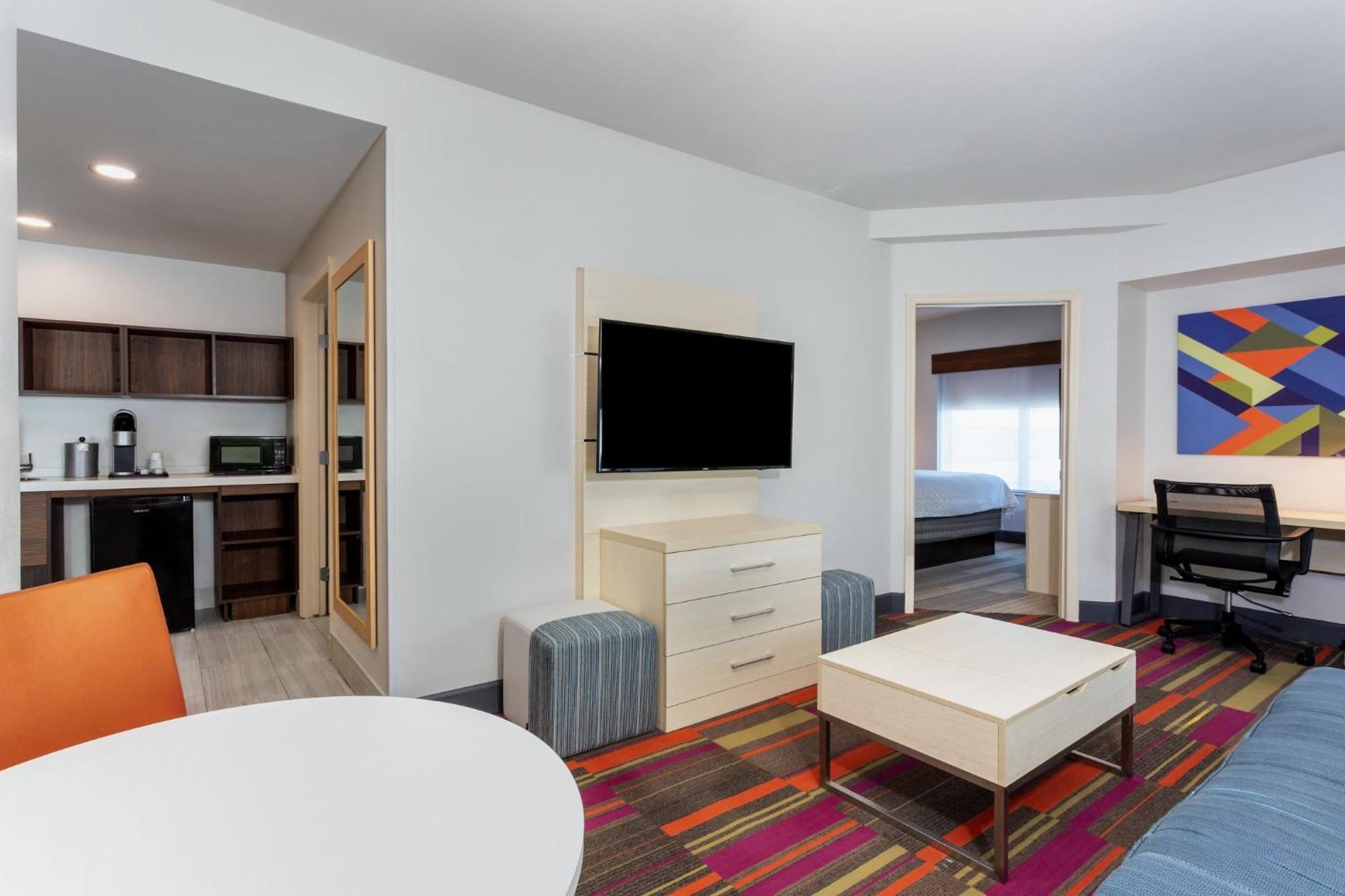 Express-international Drive By Ihg Orlando