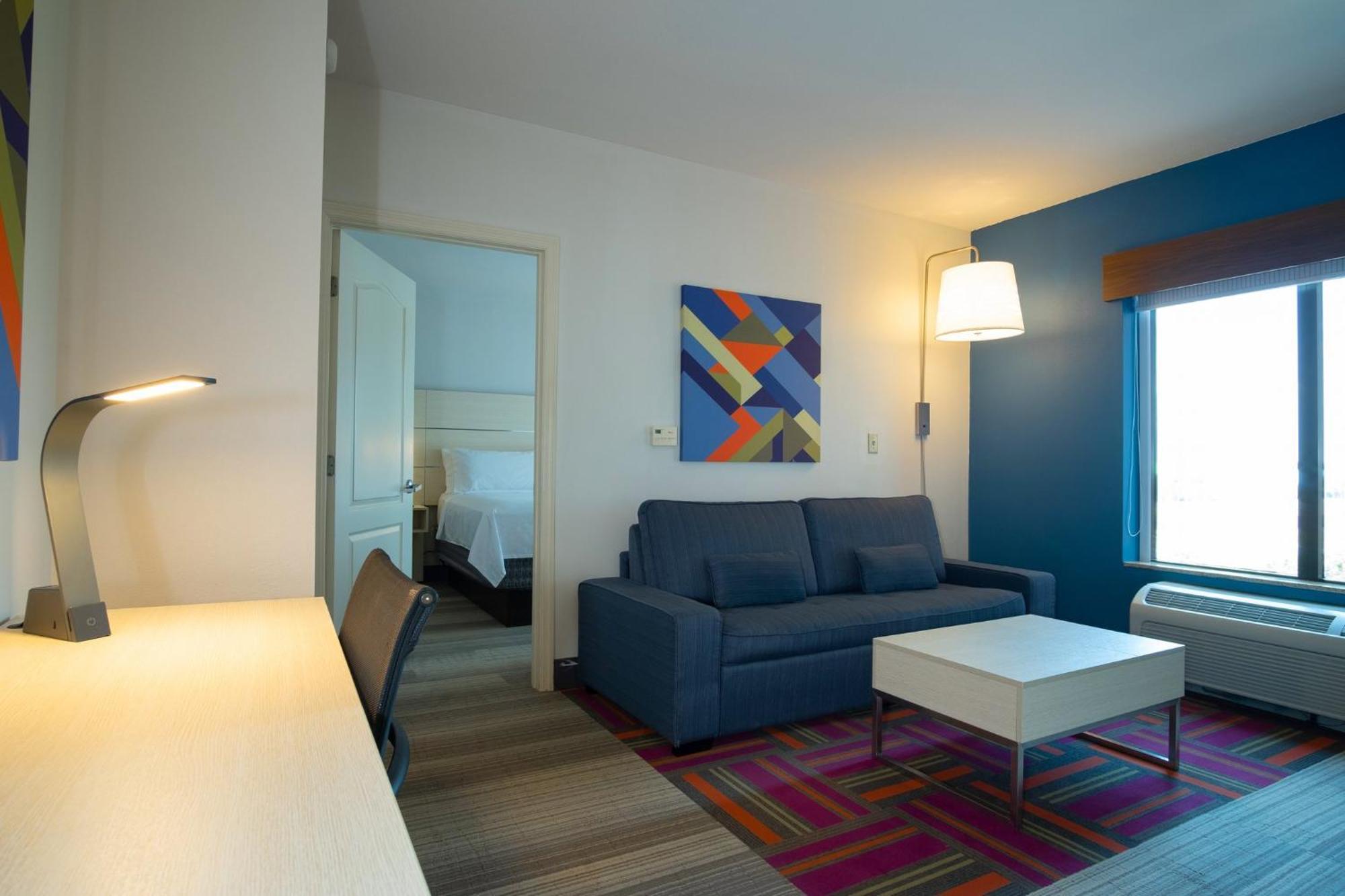 Express-international Drive By Ihg Orlando
