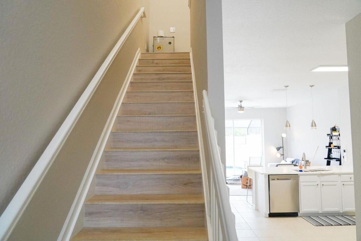 New Luxury Townhome Near Holiday home *