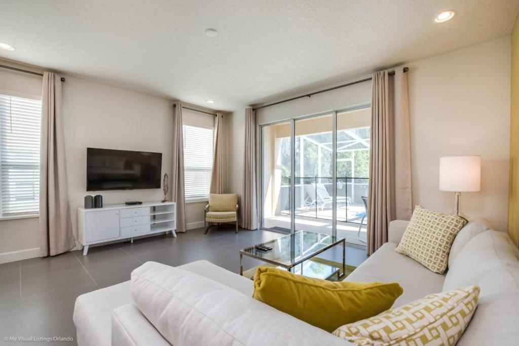 Special Offer Luxury Retreat With Pool Holiday home