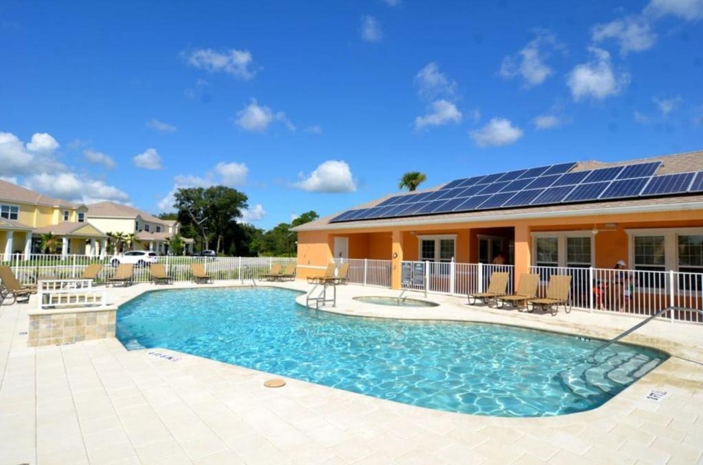 Holiday home Special Offer Luxury Retreat With Pool