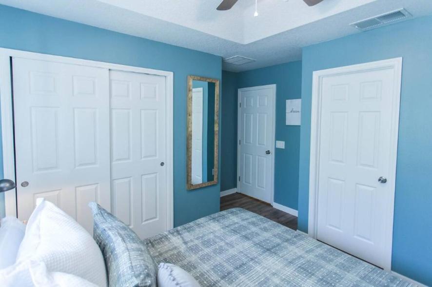 Magic Starts Here! Minutes To Land Holiday home