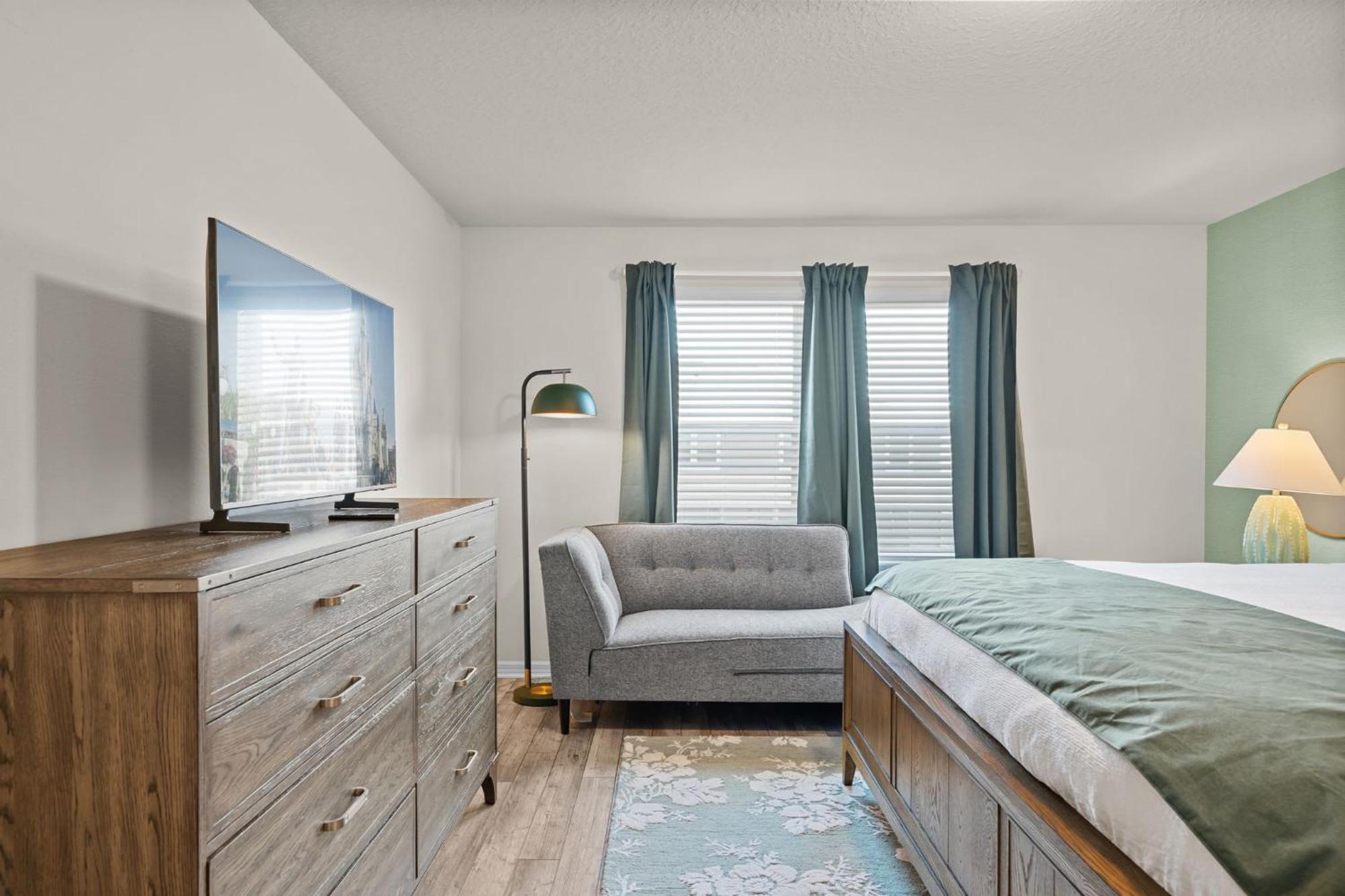Cozy 5br With Pool & Fun Themed *