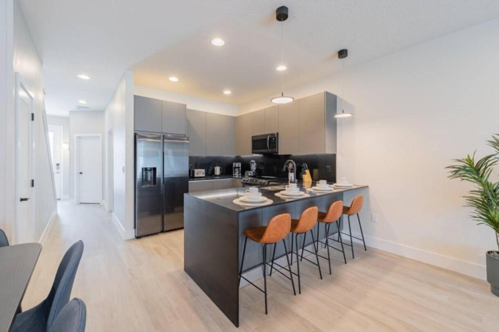 Tr17145bd - 3 Bedrooms Close To