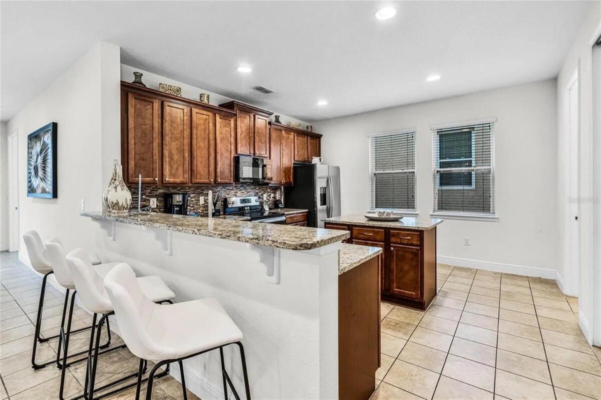 220-6-pc-stunning Slide Bedroom * Orlando