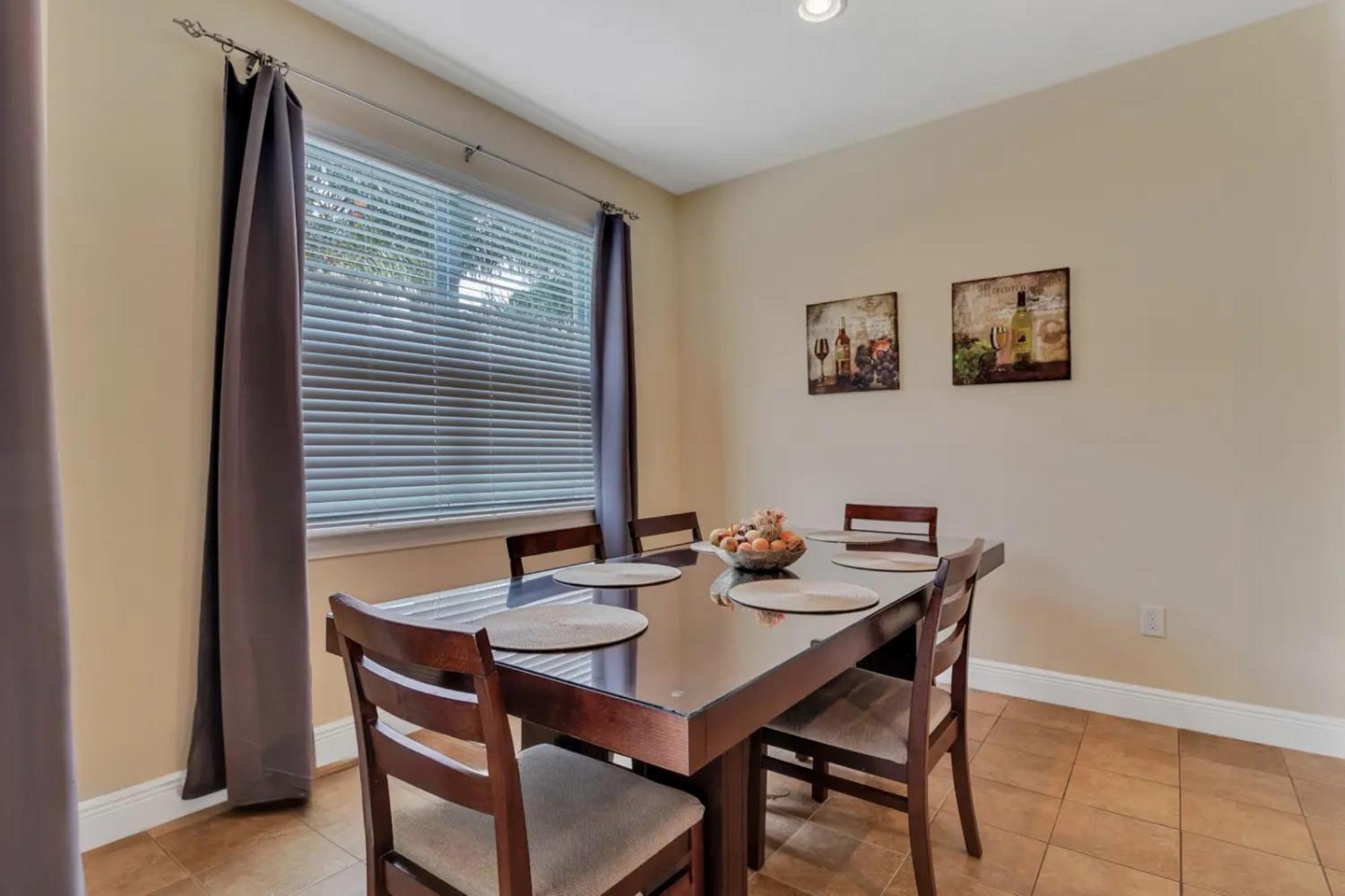 371-6-ld-pet Friendly With Game Holiday home