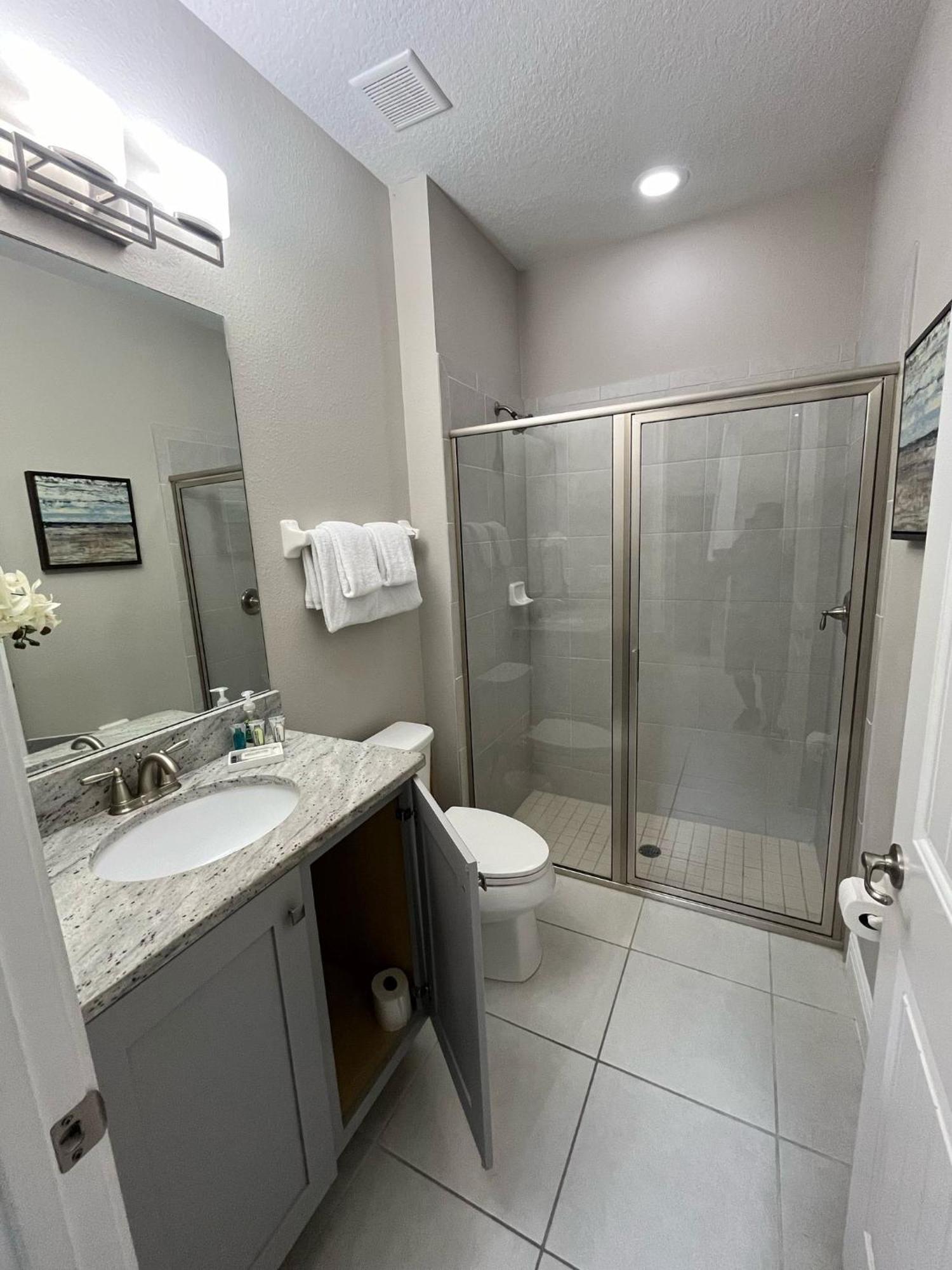 Holiday home Luxury 6 Bedroom 6 Bath @encore Pool Grill.