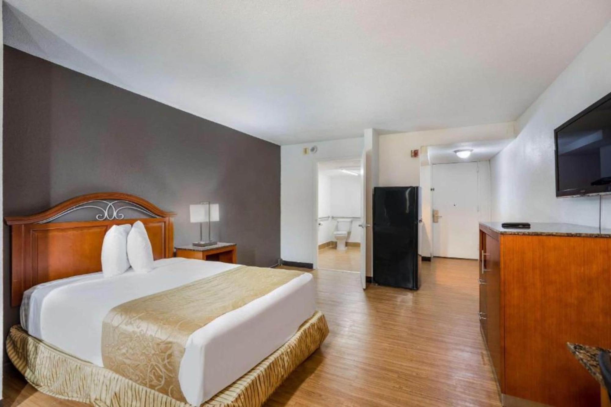 Oyo Airport Hotel Orlando
