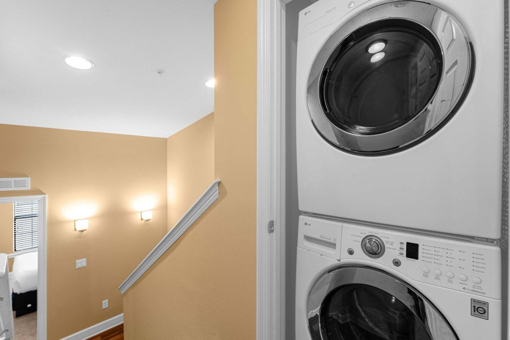 Magical Winter Memories Recent Renovated Townhome Holiday home Orlando