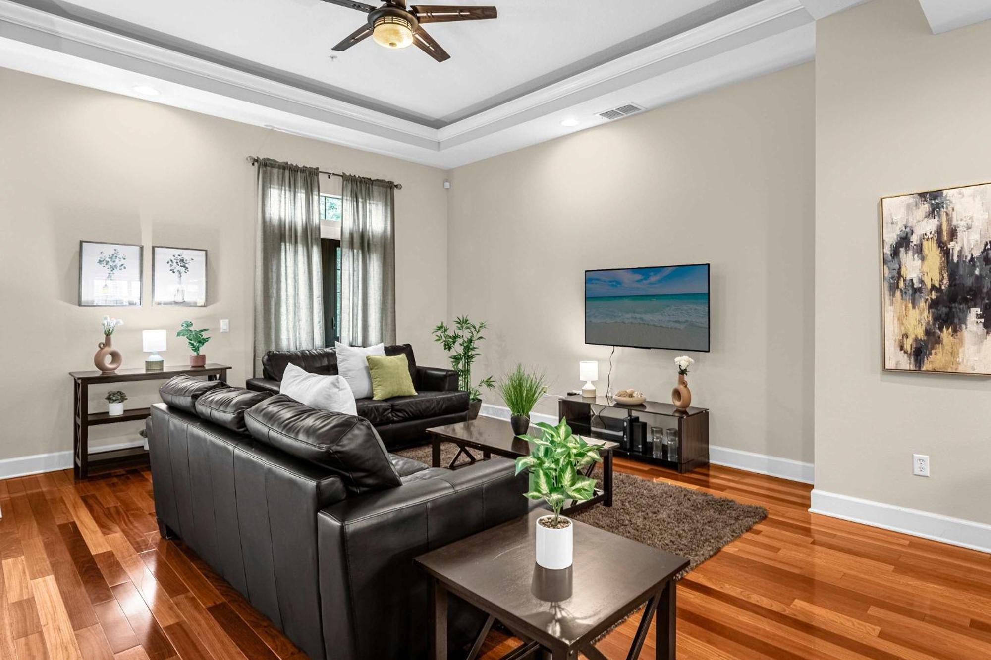 Magical Winter Memories Recent Renovated Townhome *