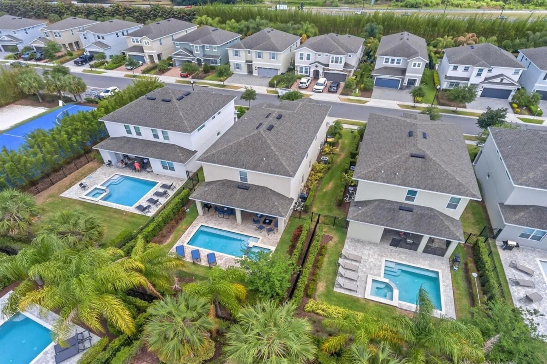 Holiday home 7617-8-bl-upscale High-end Vacation For 30 Orlando