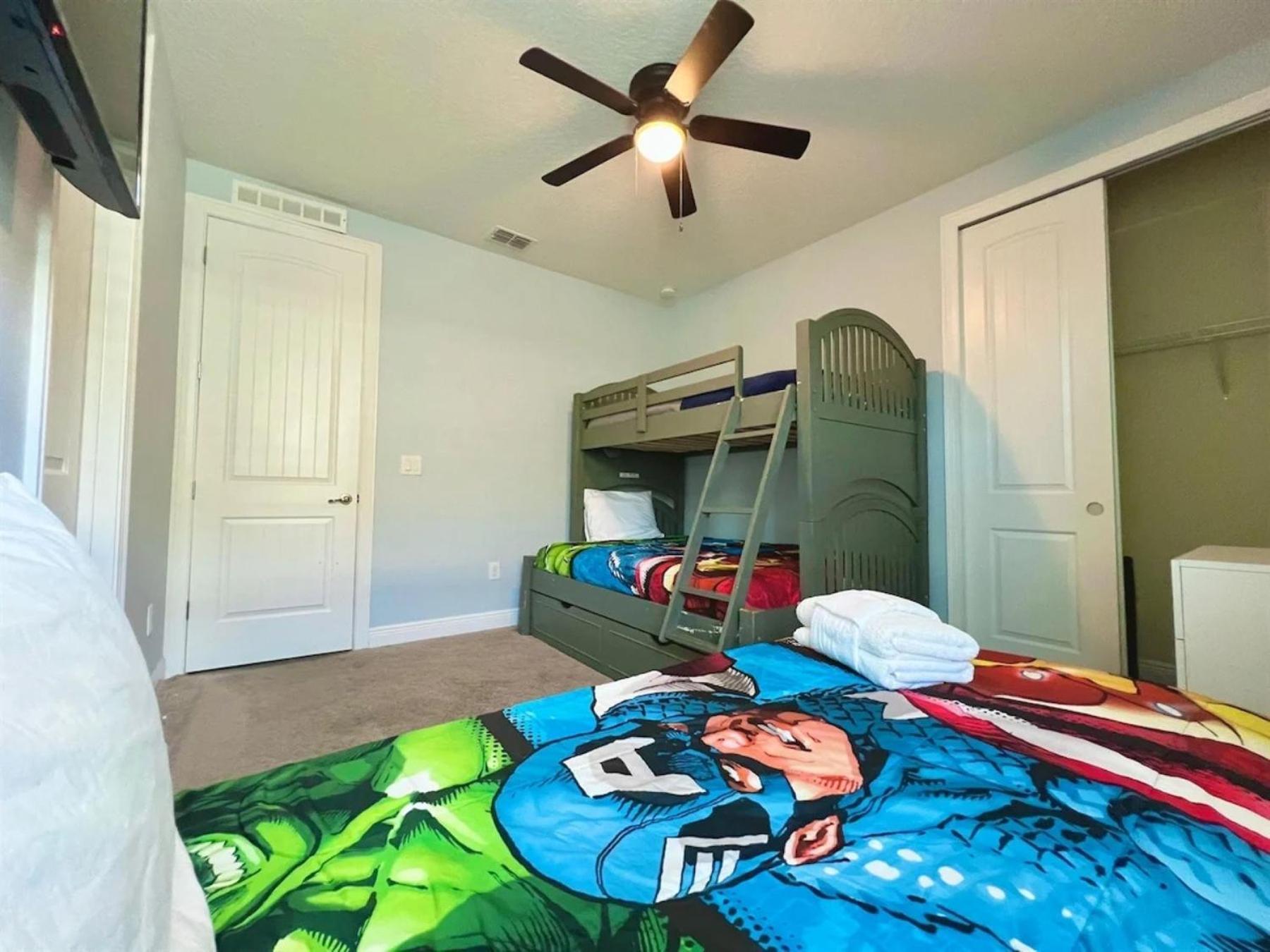 Holiday home 7617-8-bl-upscale High-end Vacation For 30