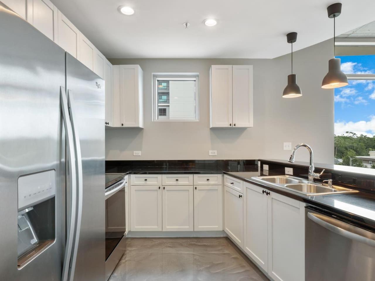 Apartment Modern 3 Bedroom In Downtown W Free Parking Orlando